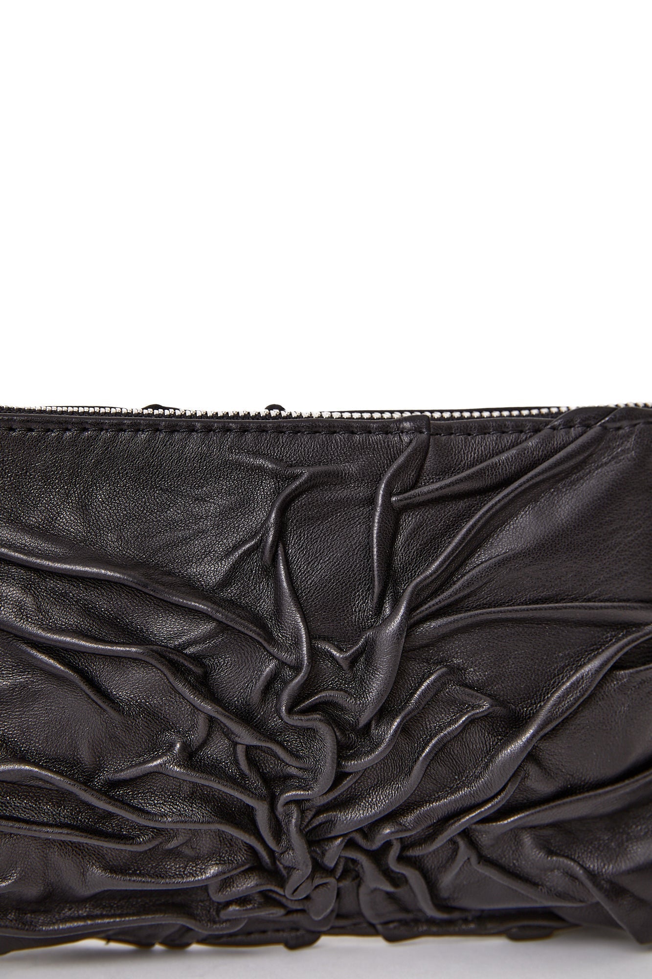 TEXTURED POUCH
