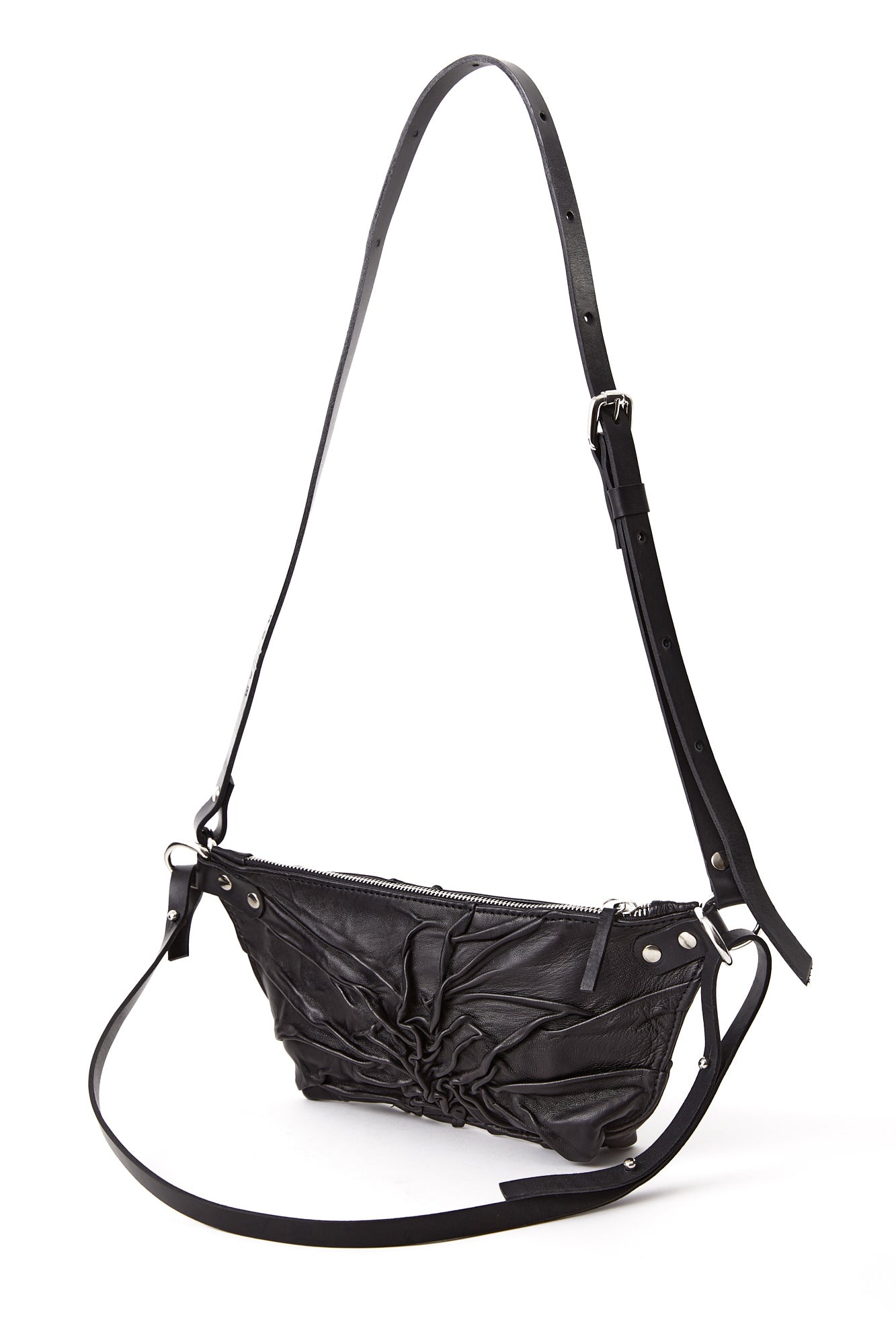 TEXTURED POUCH