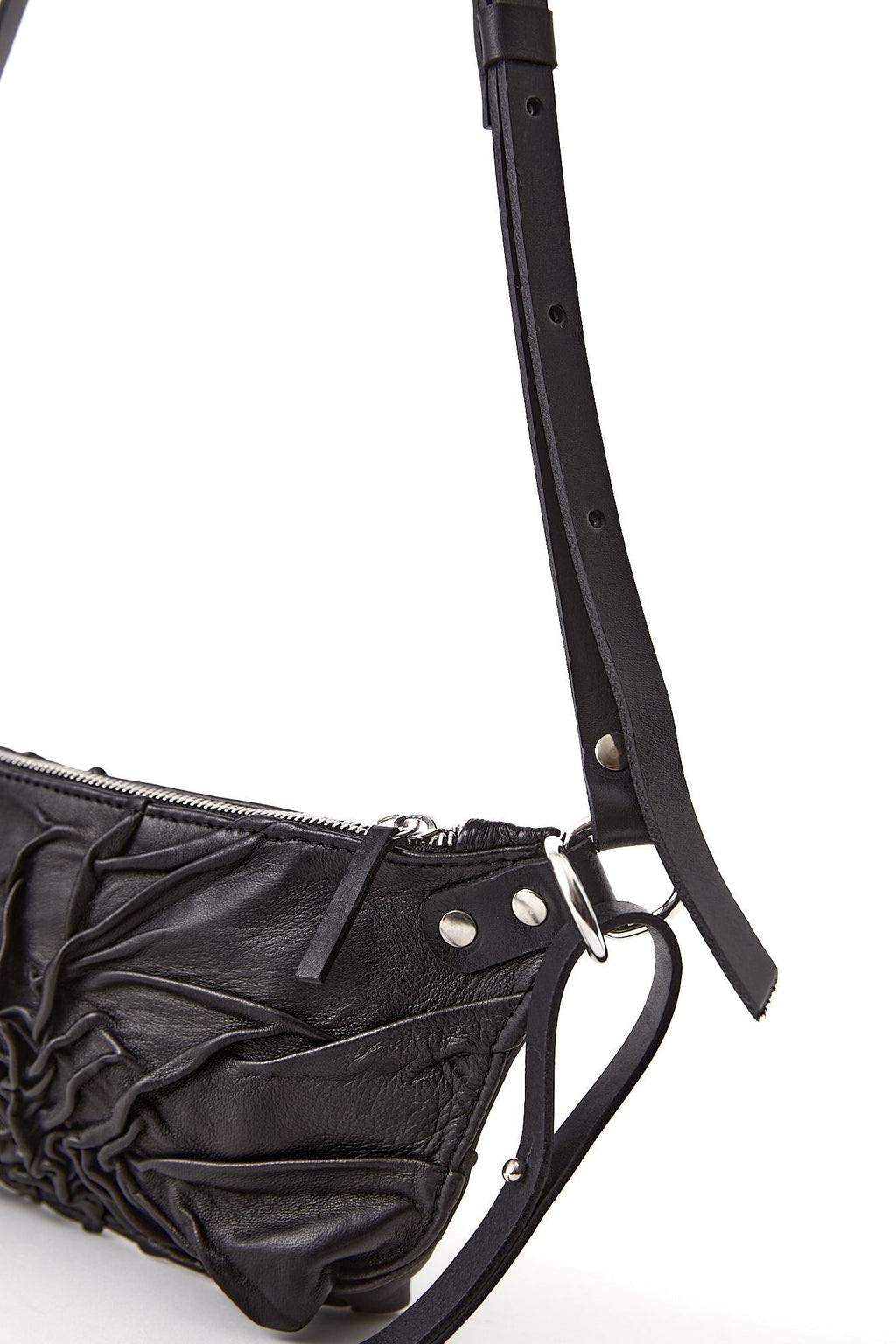 TEXTURED POUCH