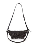 textured-pouch